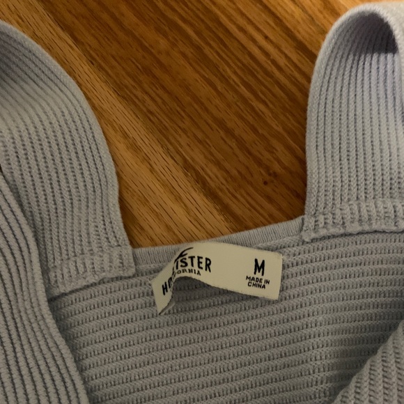 Hollister tank!! - Picture 3 of 4